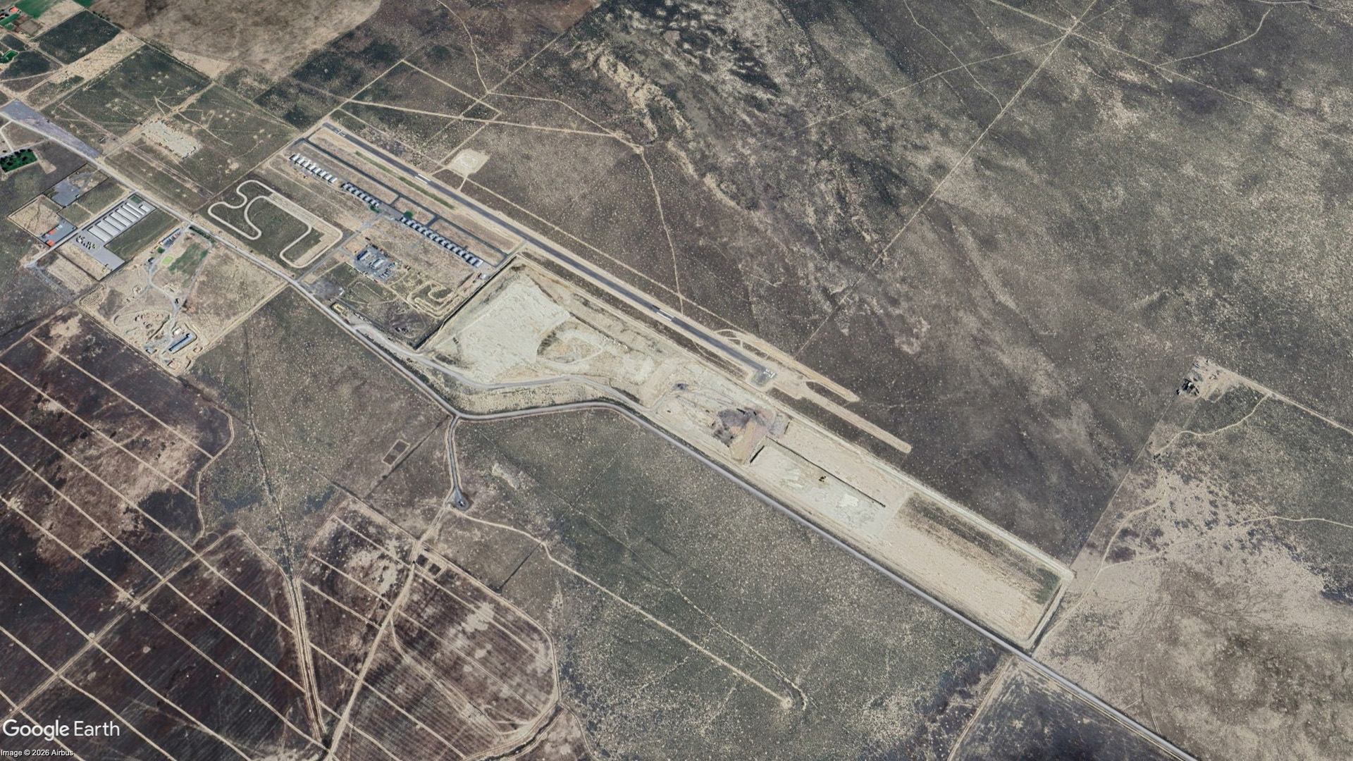 Landfill expansion threatens Utah airport