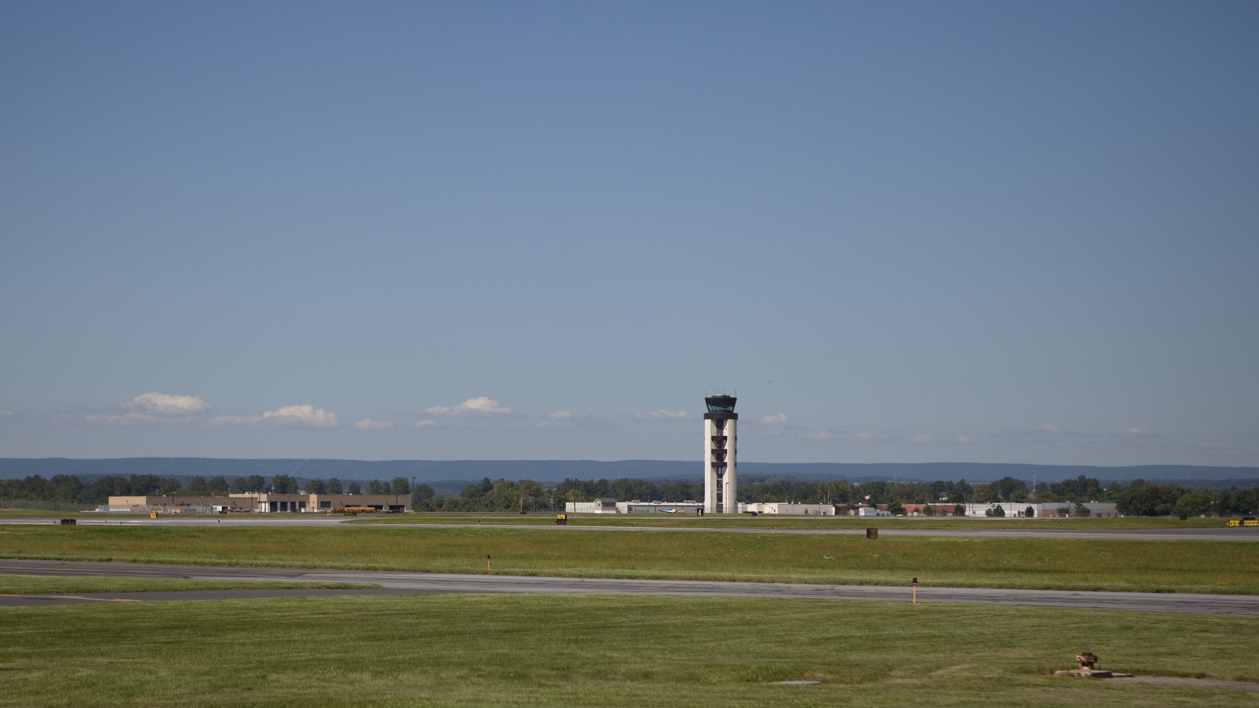 Bill addresses infrastructure needs at Pennsylvania airports 