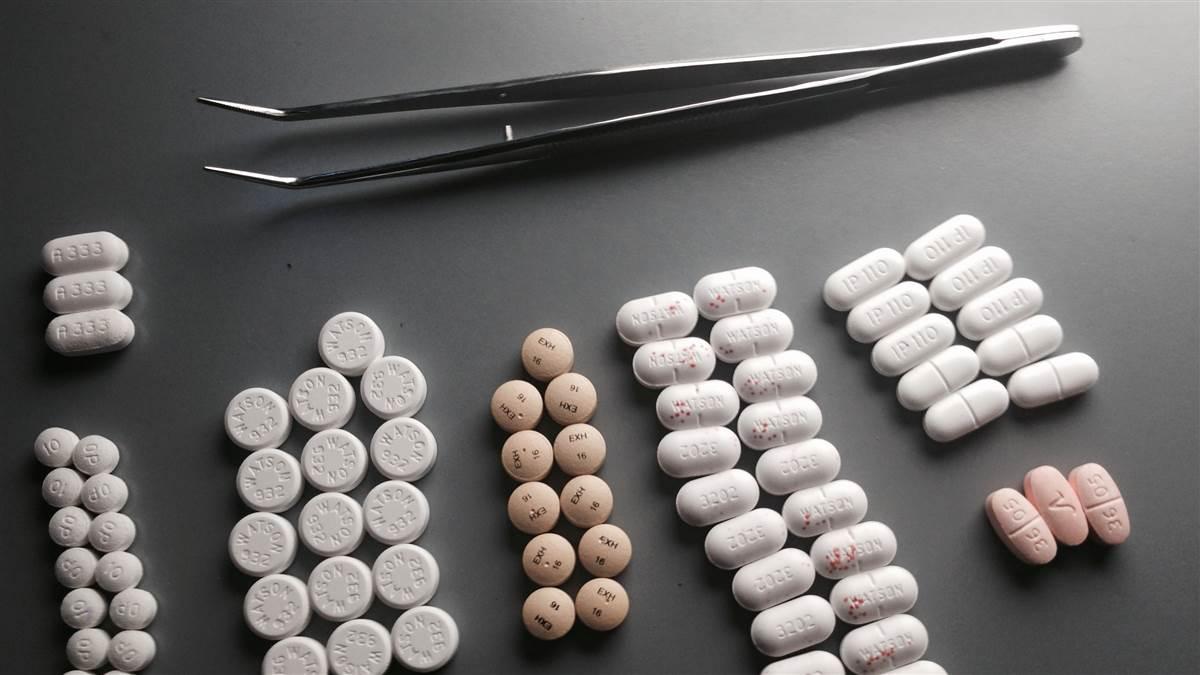 Drugs Pilots and the FAA Legal & Medical Services (PPS) AOPA